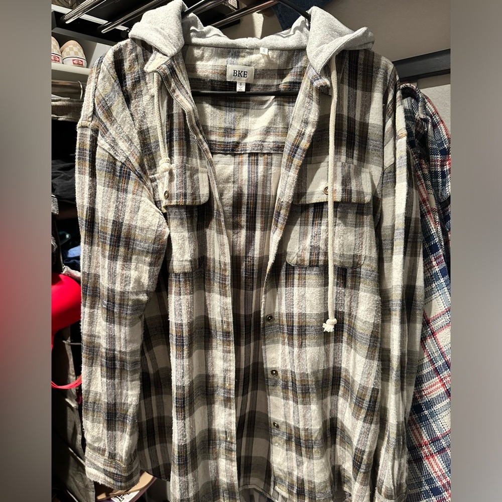 BKE long sleeved flannel with hood